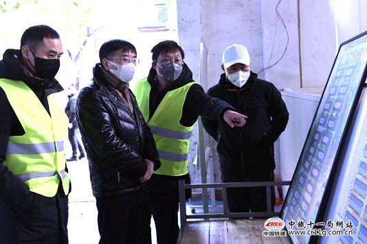 口罩厂老总_口罩厂图片(2)